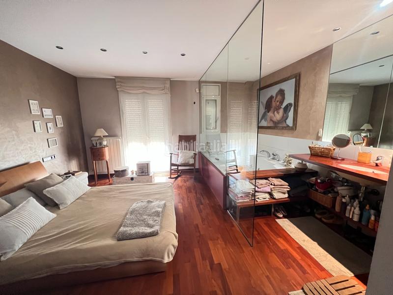 Foto 93830823-fc3b-49f8-bea2-f17c01a45373. Casa adosada en Gràcia Sabadell