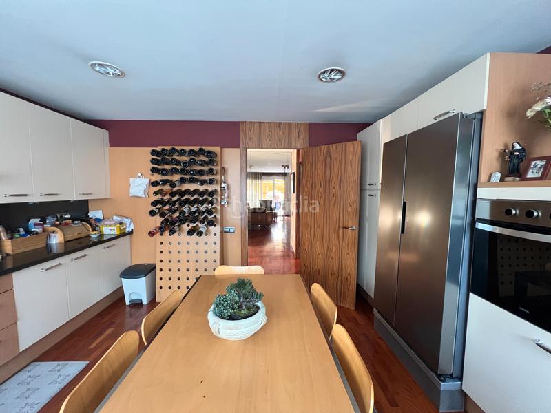 Foto b87f9746-7dad-4c63-8afd-0d0a60db54d4. Casa adossada amb calefacció aparcament a Gràcia Sabadell