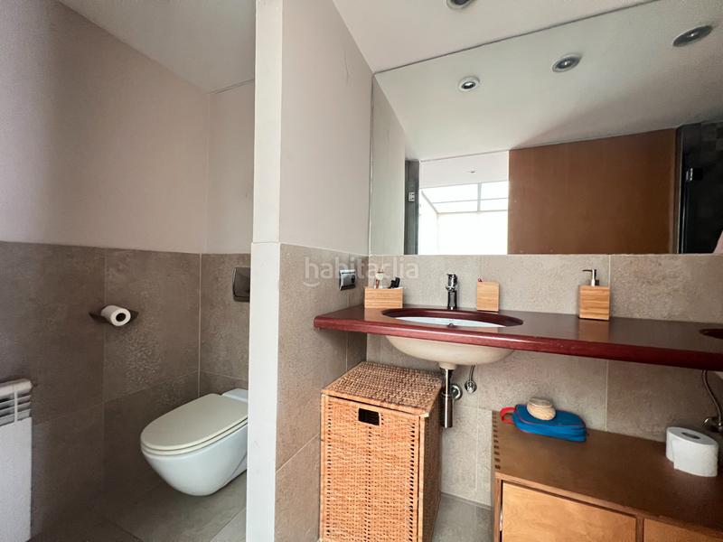 Foto 8cf7076b-1fa0-425c-b302-55a85bcfd12f. Maison jumelée avec chauffage parking dans Gràcia Sabadell