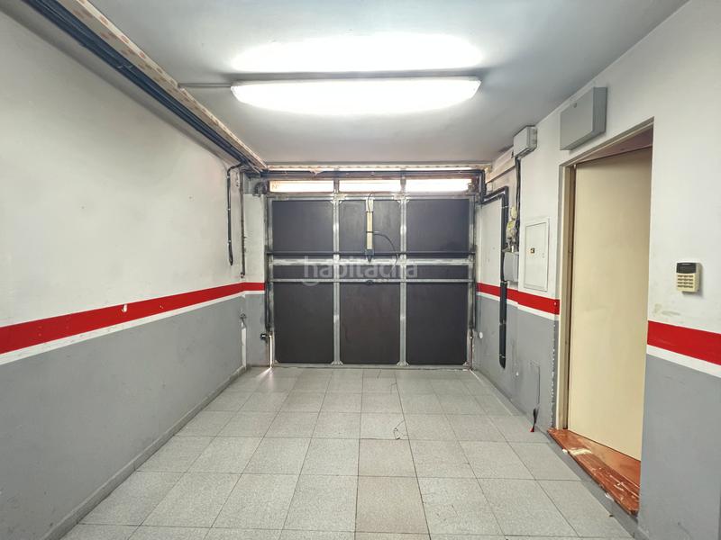 Foto e527c0c7-ffc1-49c2-97be-083d0f3fc07b. Maison jumelée avec chauffage parking dans Gràcia Sabadell