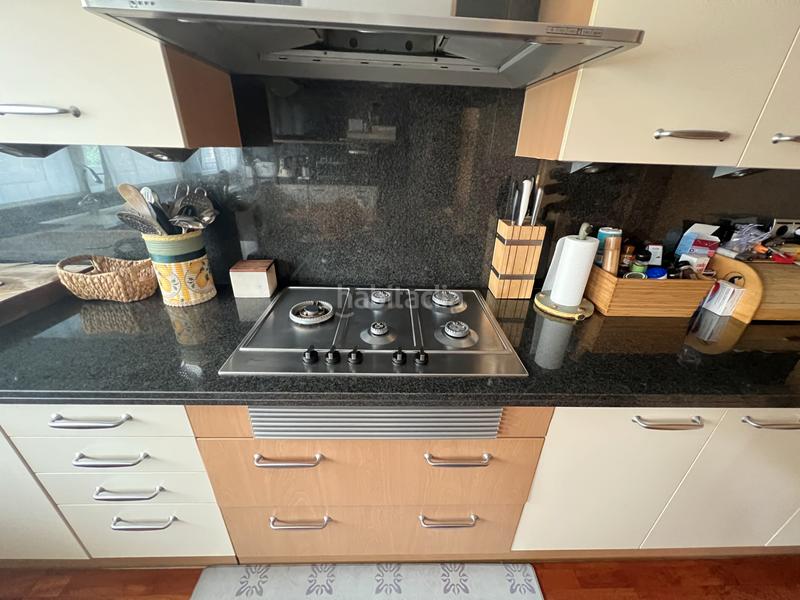 Foto 2a48746d-4b05-4707-9d6e-3136c5c40465. Semi detached house with heating parking in Gràcia Sabadell