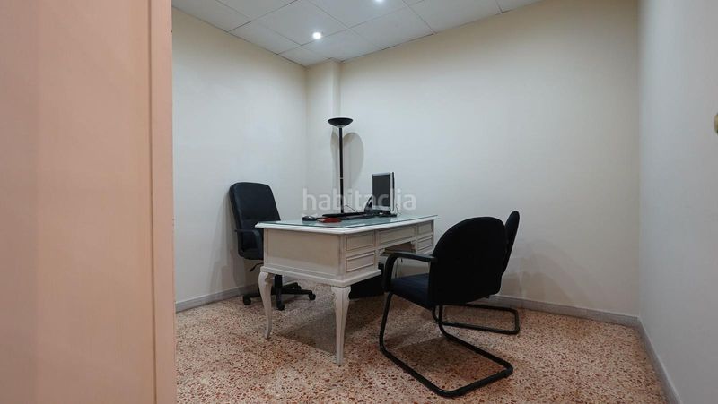 Foto d8cb7ec0-3c7a-4ae6-bed3-1a9c6d432d39. Geschäftsraum mit heizung in Barri Antic Barberà del Vallès