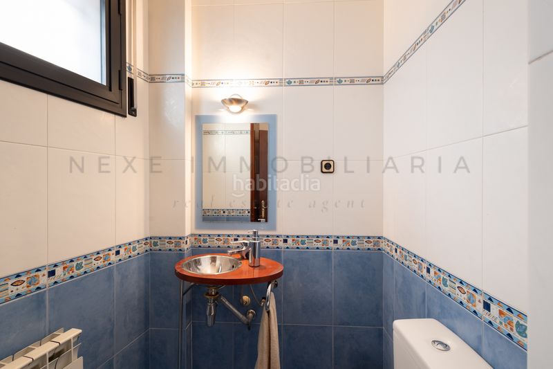 Foto a7c7a64d-b1ea-4d3c-b4b7-174834cf160b. Casa adossada amb xemeneia calefacció aparcament a Sabadell
