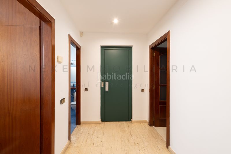 Foto fe4b8f79-cb03-43a2-9abb-1364b9675e6e. Casa adossada amb xemeneia calefacció aparcament a Sabadell