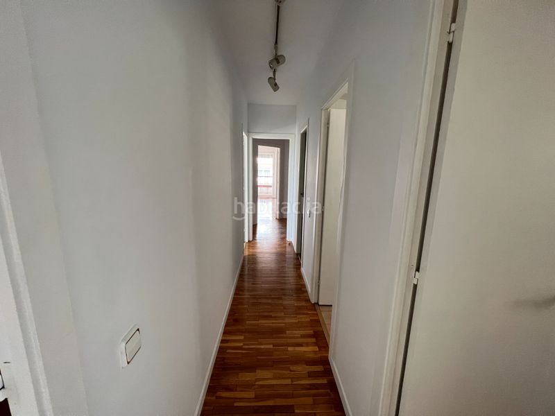 Foto 5c56d38c-ddee-4c27-b1bc-910dc816504d. Flat with heating parking in Centre Sabadell