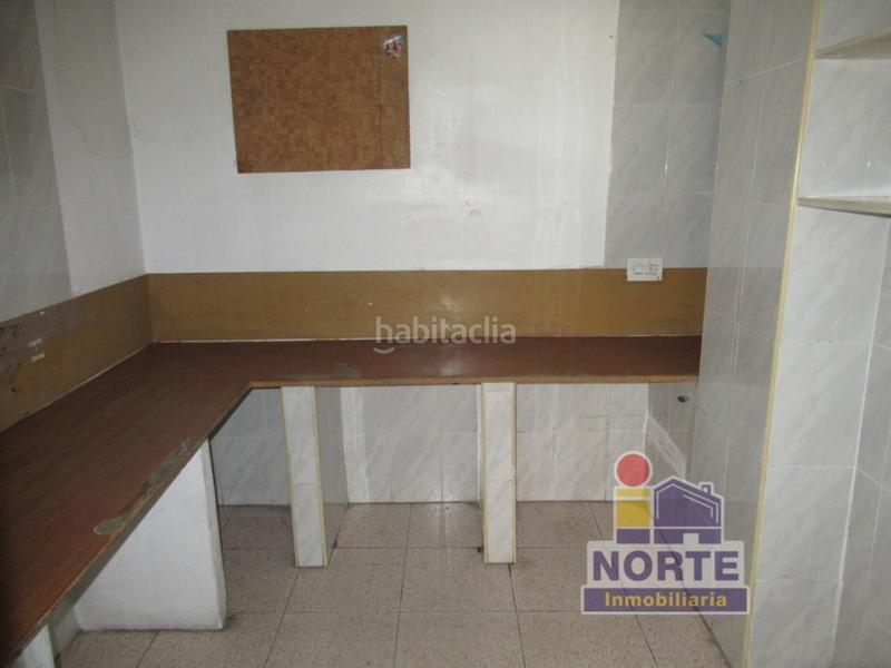 Foto 58c52288-2d23-4f69-85a5-ef9c48bf31e6. Location local commercial dans Zona Nord Alcoi