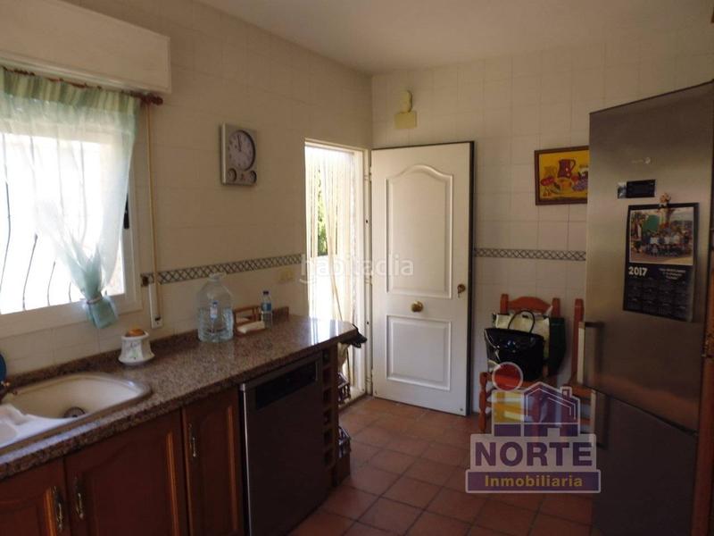 Foto bdafe12d-a62a-4f43-a4fe-3a1ba8708549. Masía casa de campo en venta en Cocentaina