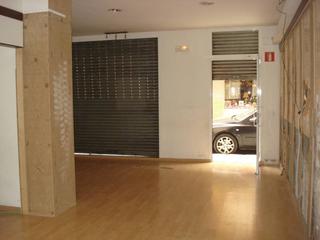 Local commercial à Zona Nord. Local en venta en alcoi  alcoy