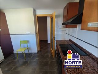 Lloguer Pis a Zona Nord. Alquiler exclusivamente temporal. no disponible para vivienda ha