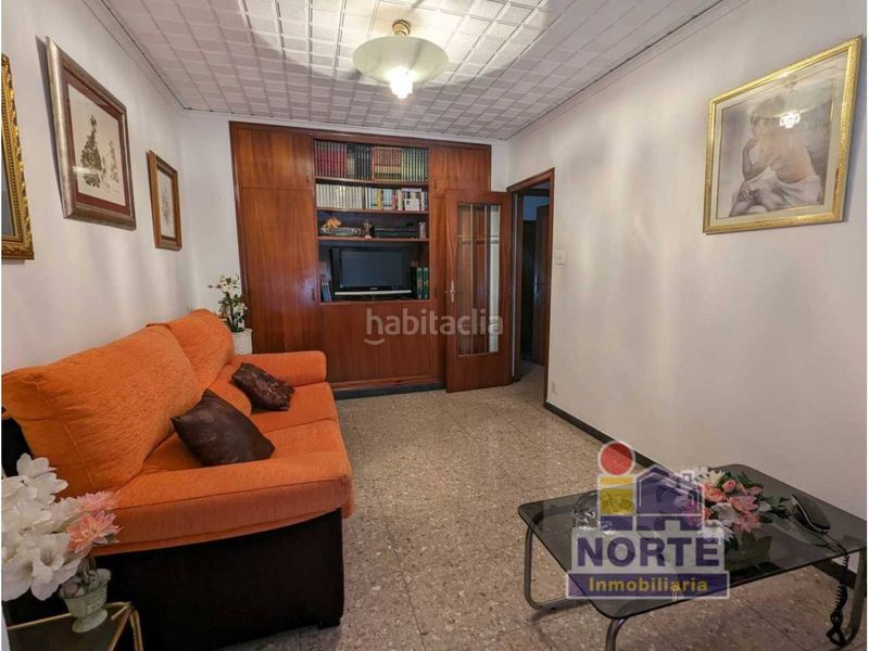 Foto df9978b1-bf3e-4af5-a411-b35b22ce8114. Affitto appartamento in Eixample Alcoi