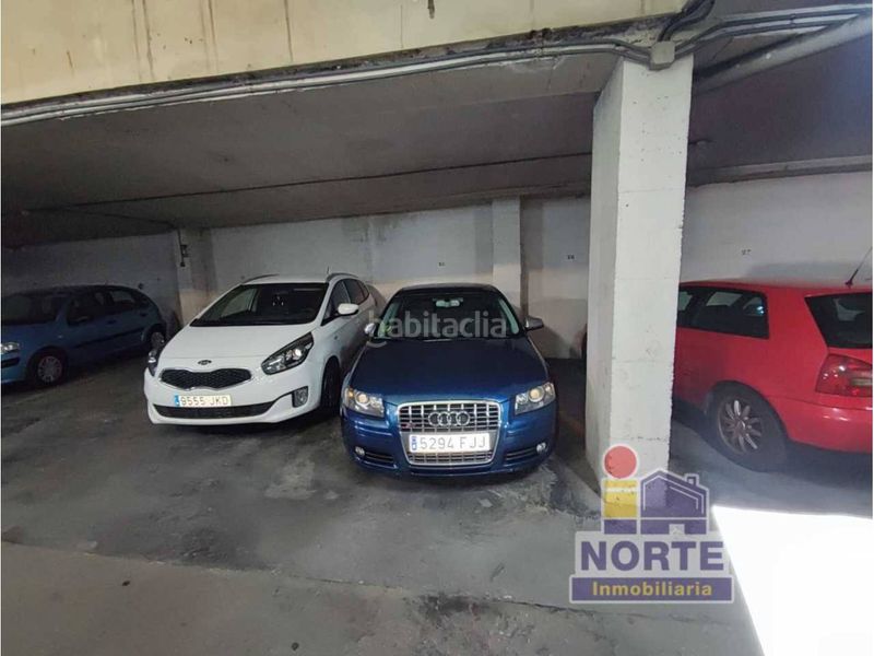 Foto 4b5f3bb1-80d9-47af-b456-c82b7bee065a. Aparcament cotxe a Zona Nord Alcoi