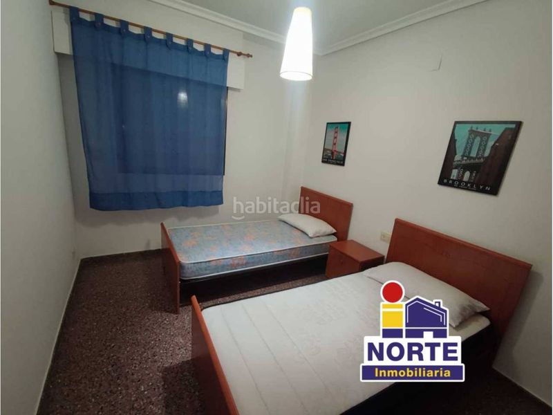Foto 41bc0d2c-cced-458b-b39b-c085f3fc94ee. Rent flat with heating parking in Zona Nord Alcoi