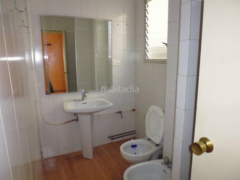 Foto 0d3f9f69-b46a-4dc0-a938-a8414d3d2cdc. Ufficio in Batoi Alcoi