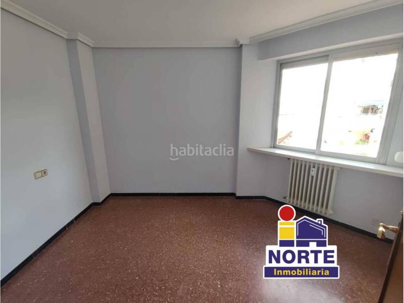 Foto b45bfa8c-691c-4a8a-aedd-56b7c5bb0866. Alquiler piso alquiler de piso alcoy en Zona Nord Alcoi