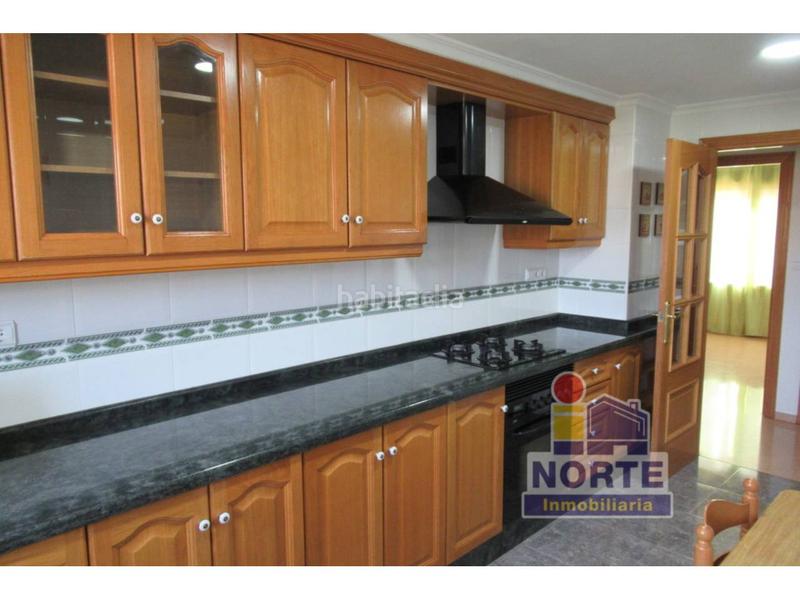 Foto 050343e2-c7f4-4e88-81d6-94ed90d9082c. Alquiler piso alquiler de piso alcoy en Zona Nord Alcoi