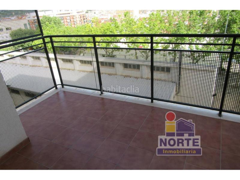 Foto e7fea02c-29ab-4742-8ee2-384ff8099f99. Alquiler piso alquiler de piso alcoy en Zona Nord Alcoi