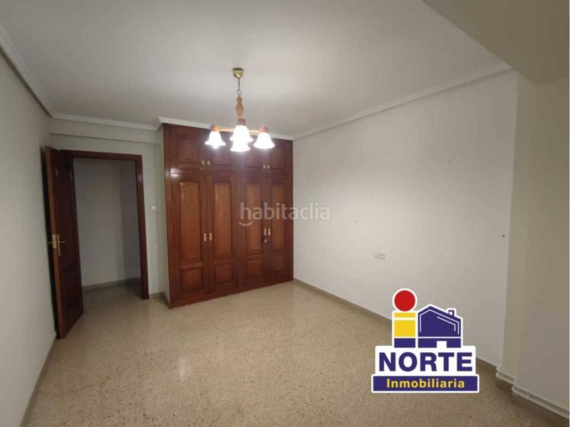 Foto d55e7224-141c-4ab0-9d6e-049c9d53b9eb. Location appartement avec chauffage parking dans Zona Nord Alcoi