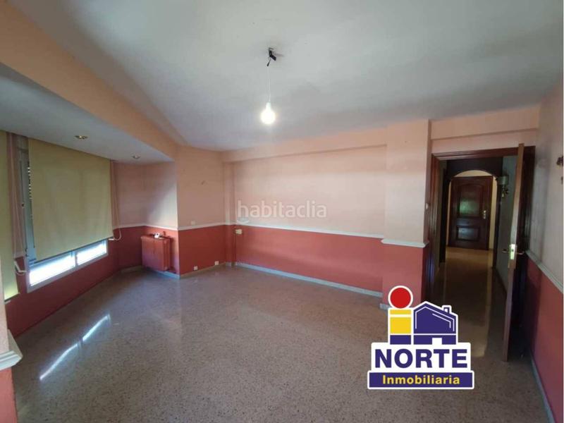 Foto e8140d6f-b4a6-4e5f-a433-3cd490e7f0bc. Miete etagenwohnung mit heizung parking in Zona Nord Alcoi