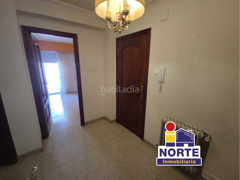 Foto e1f6c969-bf9c-40fa-86b2-c29d47238dfa. Rent flat with heating parking in Zona Nord Alcoi