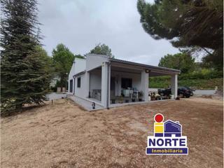 Location Chalet à Xixona. Alquiler de villa en xixona  jijona
