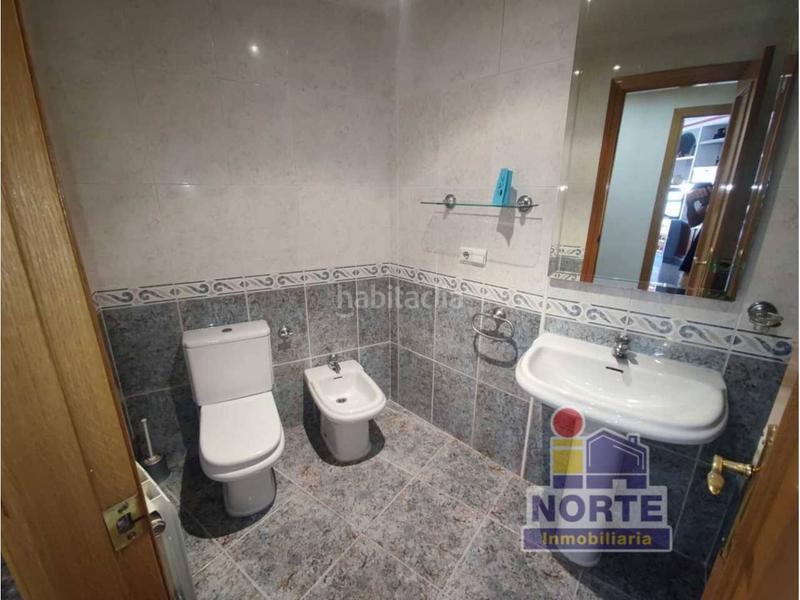 Foto a63beb24-5da5-4fda-9db9-62d625f472b7. Miete etagenwohnung mit heizung parking in Zona Nord Alcoi