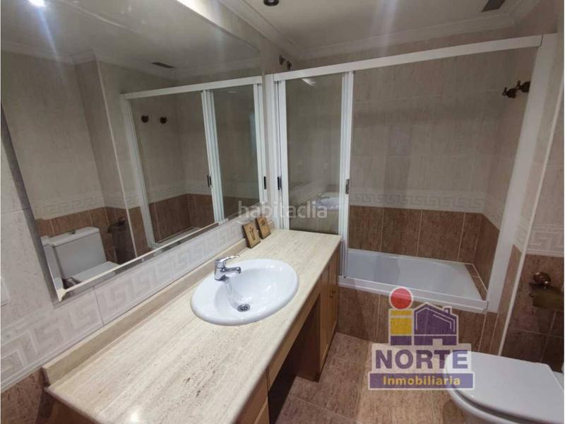 Foto b8c1f557-cec4-49e6-8ca7-fb48d6d58a7d. Miete etagenwohnung mit heizung parking in Zona Nord Alcoi