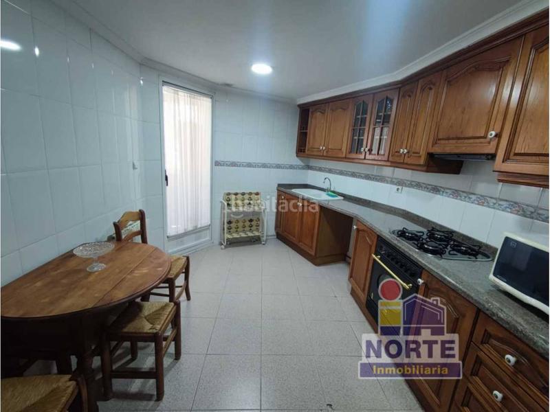 Foto cf82a7cd-bad3-4967-9143-19e2c68d461e. Miete etagenwohnung mit heizung parking in Zona Nord Alcoi