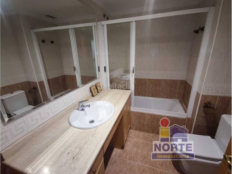 Foto ac96f00d-ea5f-4d9f-b661-d8d94943f827. Rent flat with heating parking in Zona Nord Alcoi