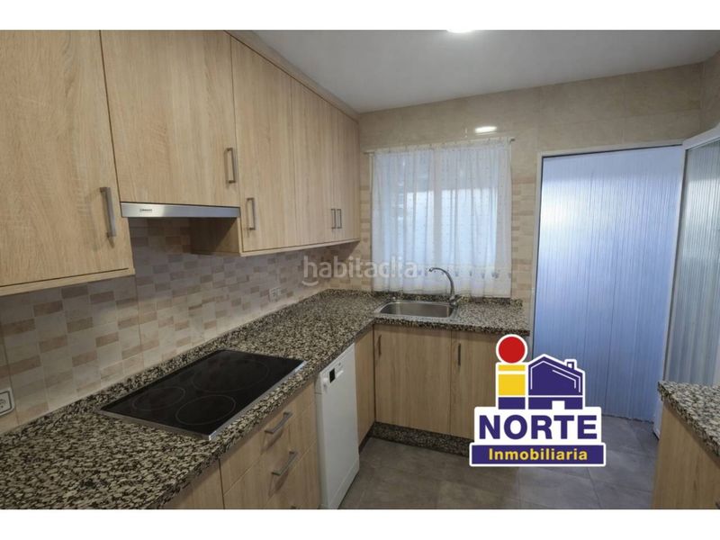 Foto 593c6021-f705-4f1d-a6e5-25648dac29bc. Pis amb aparcament a Zona Nord Alcoi