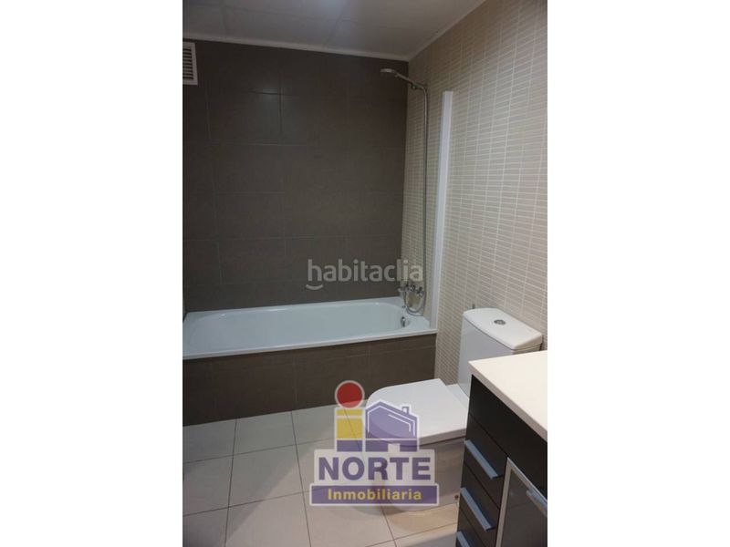 Foto 50943f1a-ed16-4934-b48c-a1099eddca19. Piso venta de piso alcoy en Centre-Zona Alta Alcoi