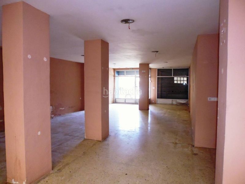 Foto b3db21d6-d3c9-4cf9-9e5a-64609dac76fe. Local comercial a Zona Nord Alcoi