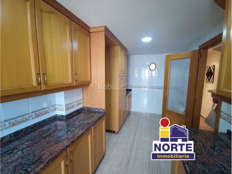 Foto 70e06370-5d69-41fd-a083-319488c938ea. Pis amb calefacció aparcament piscina a Zona Nord Alcoi