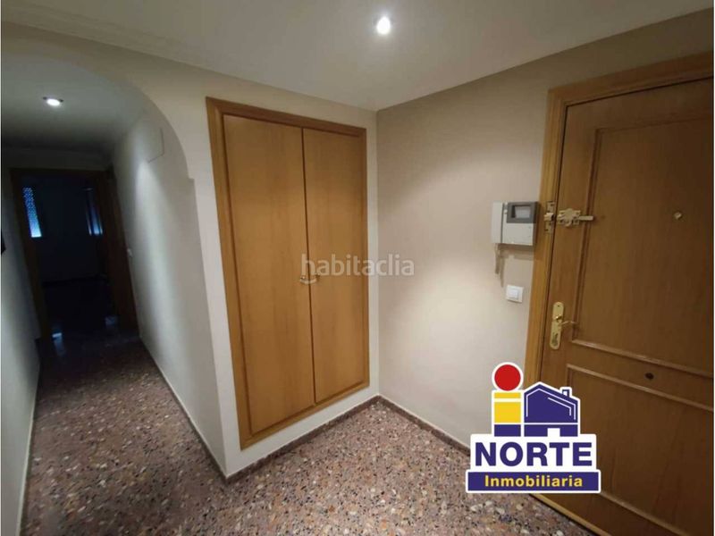 Foto dec3e3be-671d-4936-961d-a0824e5706c4. Pis amb calefacció aparcament piscina a Zona Nord Alcoi