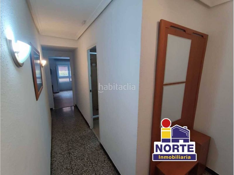 Foto ed4ebd22-2493-4126-b988-0987908b985b. Pis a Zona Nord Alcoi