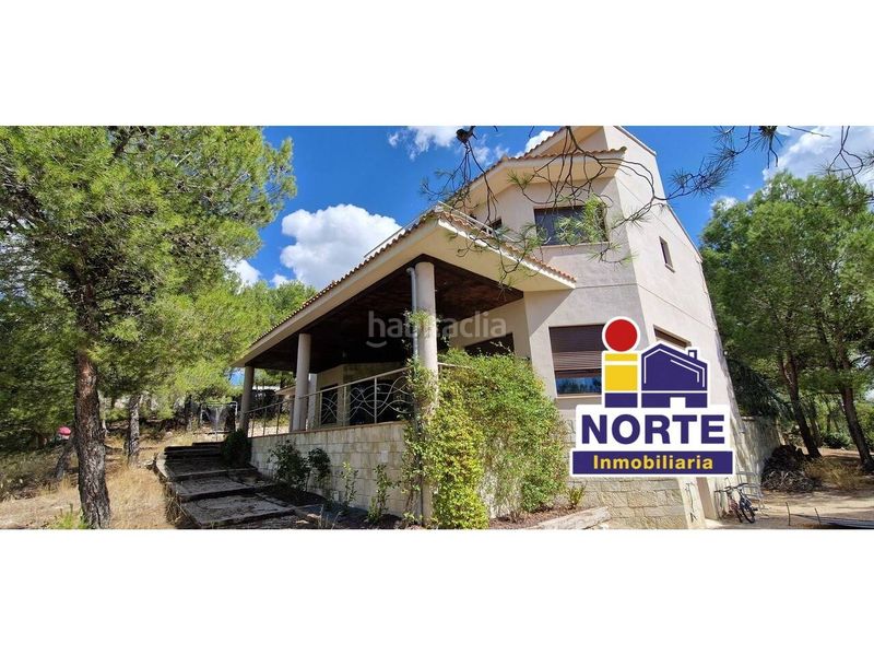 Foto f461c8b1-25f0-4839-8048-f58db124de9b. Chalet venta de chalet independiente próximo a alcoy en Alcoi