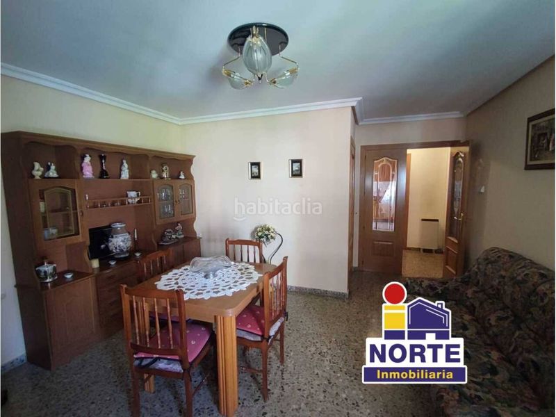 Foto fa1d8fb9-0859-4821-b89c-fa4add482e28. Pis amb calefacció a Zona Nord Alcoi
