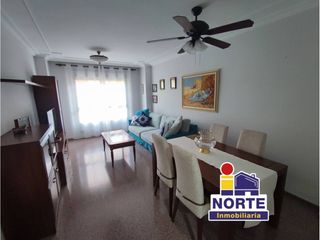 Miete Etagenwohnung in Zona Nord. Alquiler de piso de 4 habitaciones en zona norte, alcoi  alcoy
