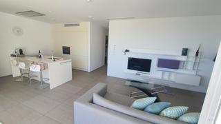 Apartamento en Playa del Duque. Apartamento de lujo con vistas al mar.   complejo baobab