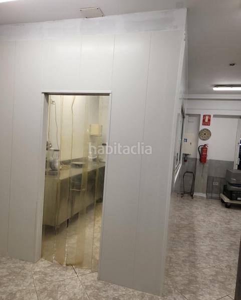 Foto 8aab48a6-22f8-4b79-9dde-0c9215654e88. Lloguer local comercial a Playa Fañabé Alto Adeje