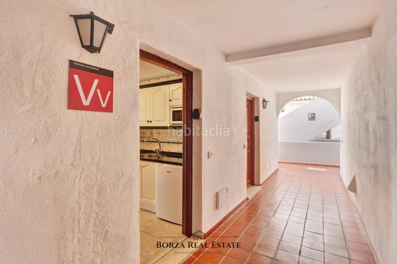 Foto d03fadbb-db86-4fe9-8090-16c7e46e7f19. Monolocale con piscina in Los Cristianos Arona
