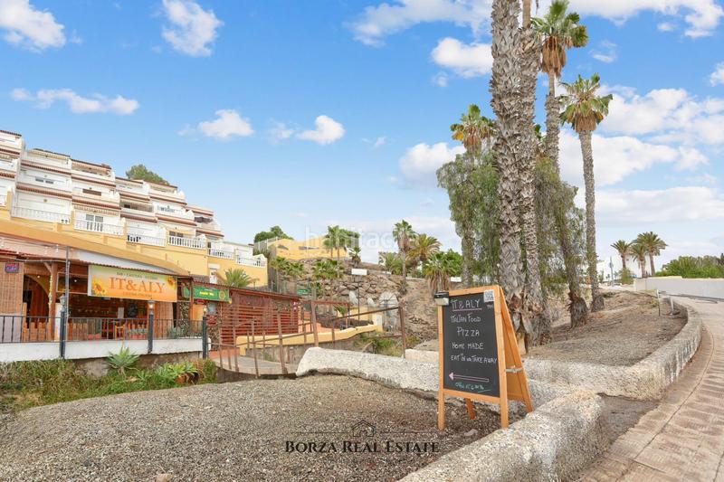 Foto 66d6698e-0ebd-4f55-ab2c-d64ca8da983e. Alquiler local comercial se traspasa pizzería dedicada a la cocina italiana en pleno corazón de costa ! en Adeje