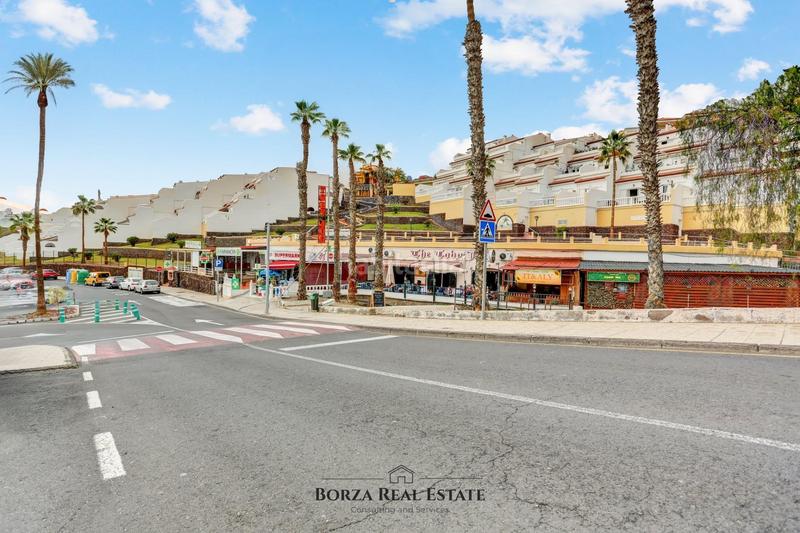 Foto 86a4989a-82f8-47cf-8361-e307f6d07e70. Alquiler local comercial se traspasa pizzería dedicada a la cocina italiana en pleno corazón de costa ! en Adeje