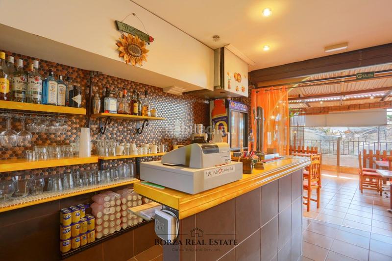 Foto bc0d7a86-1d7b-478a-b672-b0855978ff86. Location local commercial dans San Eugenio Alto Adeje