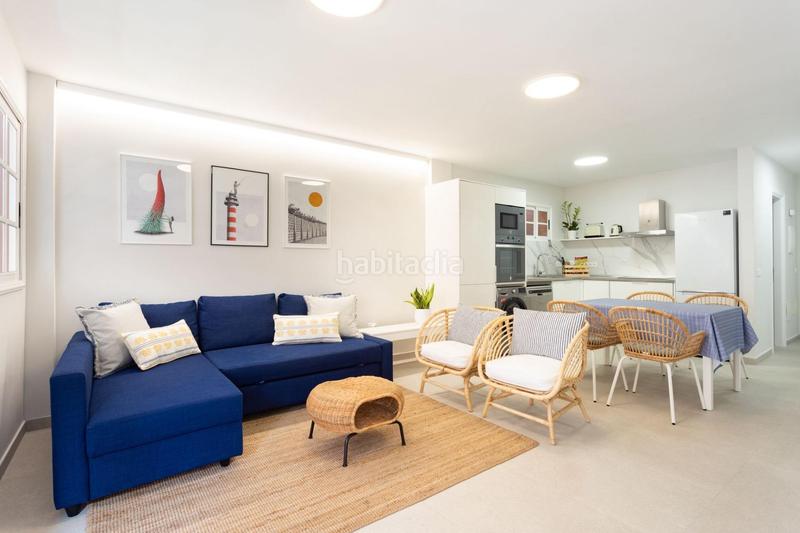 Foto d5a30335-93a8-4386-b7b8-e979cab85728. Lloguer apartament amb piscina a Los Cristianos Arona