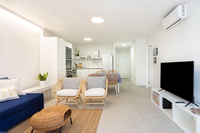 Foto e27713e4-6217-41a8-9ed7-00843aef1529. Lloguer apartament amb piscina a Los Cristianos Arona