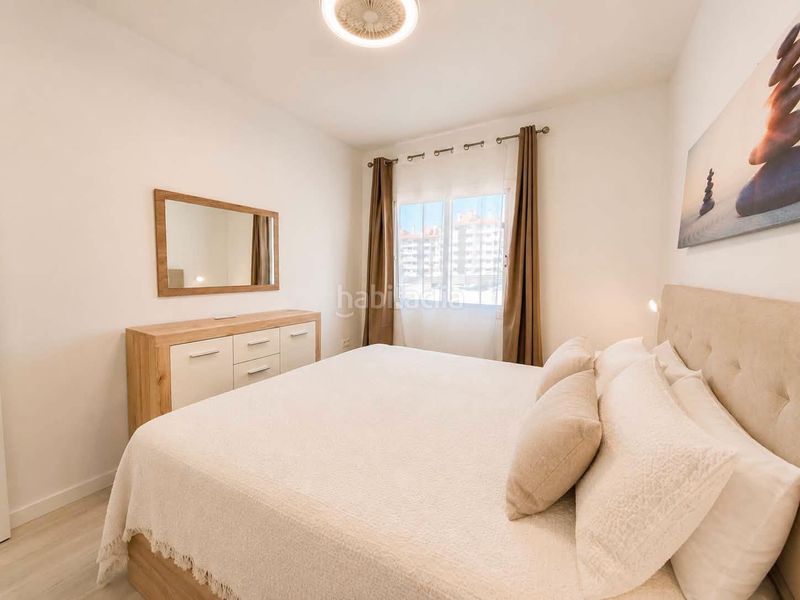 Foto 492b63dc-d06b-4786-b31a-ab8a8cca7959. Alquiler apartamento en avenida juan carlos i 3 apartamento en Los Cristianos para tus vacaciones en Arona