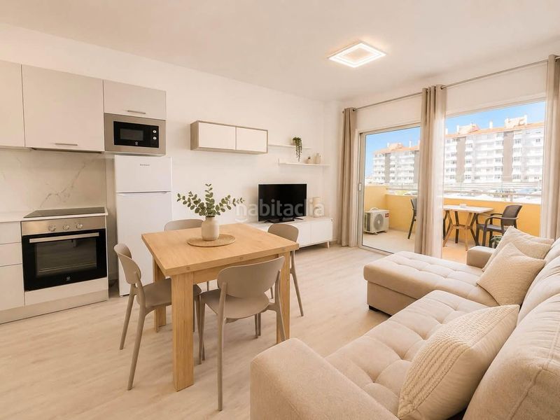 Foto aa1087f1-32d6-4e0f-a8a5-1408a603afba. Alquiler apartamento en avenida juan carlos i 3 apartamento en Los Cristianos para tus vacaciones en Arona