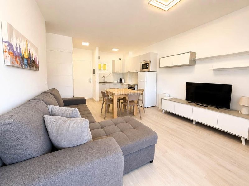 Foto fb332108-395d-40f1-bf61-03a9709191cf. Alquiler apartamento en avenida juan carlos i 3 apartamento en Los Cristianos para tus vacaciones en Arona