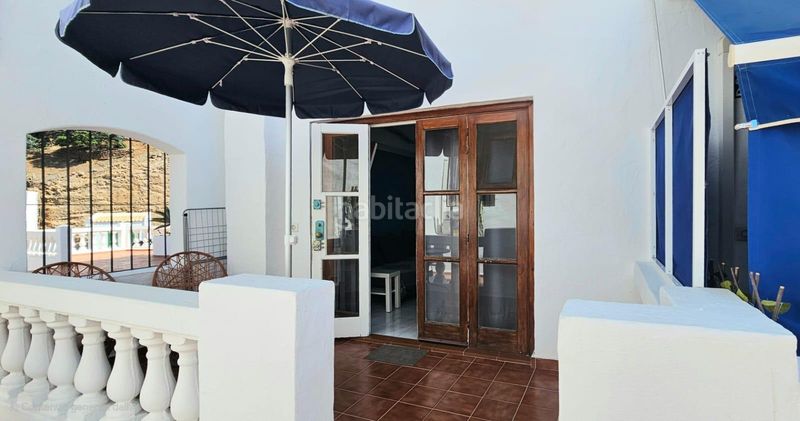 Foto 4b21d707-3ef2-43c8-aa96-e1607bceac1c. Estudi amb piscina a Los Cristianos Arona