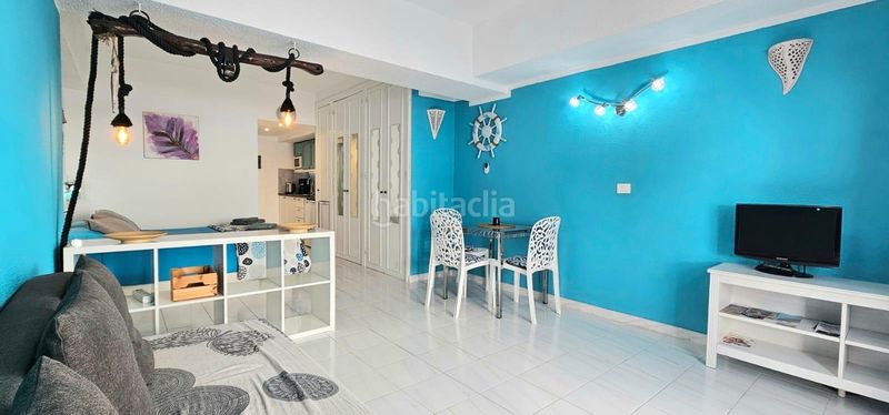 Foto 570a647a-46d7-48c5-ba14-b5a5ef82753b. Estudi amb piscina a Los Cristianos Arona